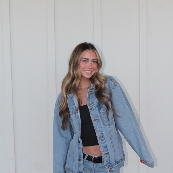 Meet Your Posher - Picture 1 of 1